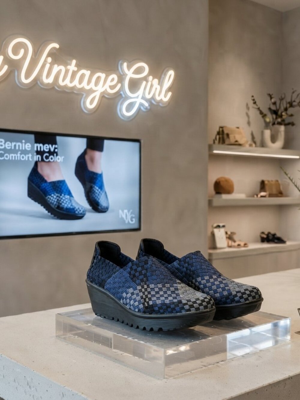 Bernie mev Walking Shoe